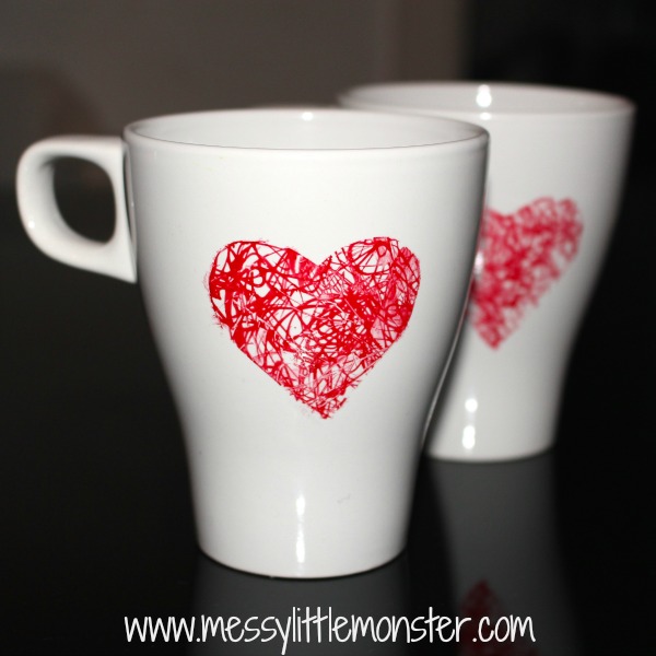 scribble heart mug gift. 30+ Ultimate DIY Christmas Teacher Gifts